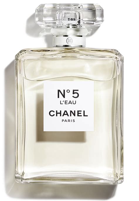 chanel no 5.candian.swimmer|chanel 5 vs 5 l'eau.